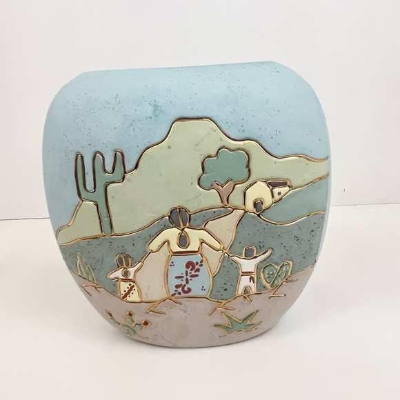 Vintage Southwest Pottery Mother and Children Gold Trim Ceramic Planter - Picture 13 of 14